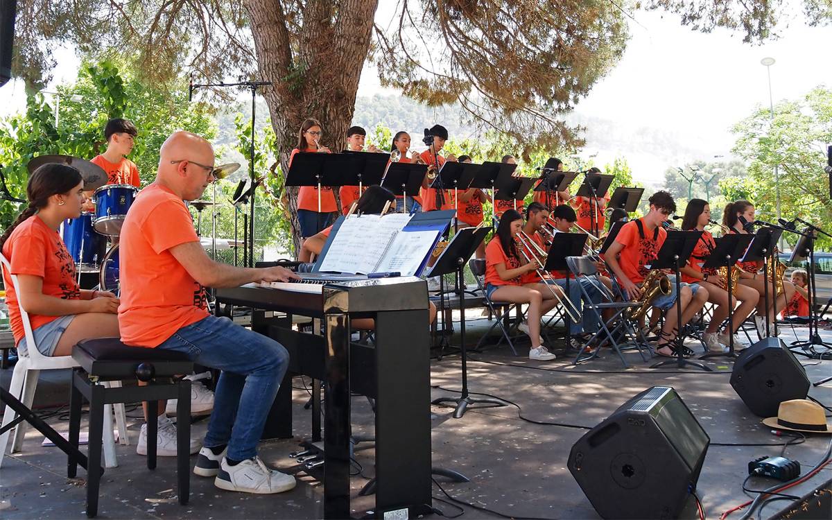 El Festival Festeig al Passeig Jazz Band tanca la primera edició amb concerts a Súria