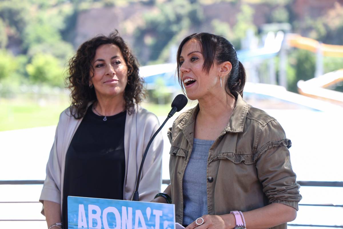 Marta Farrés i Montse González durant la presentació