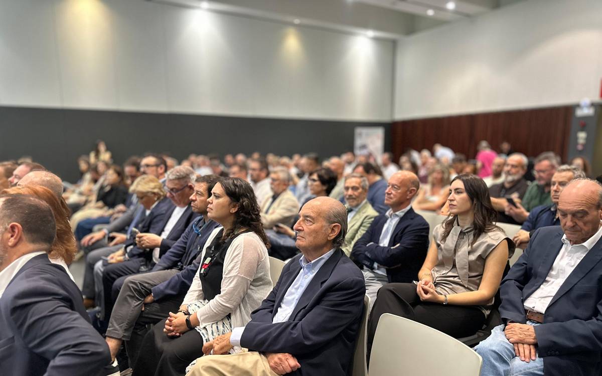 El sector del metall es troba al Bages i reclama més suport públic per a la indústria de defensa