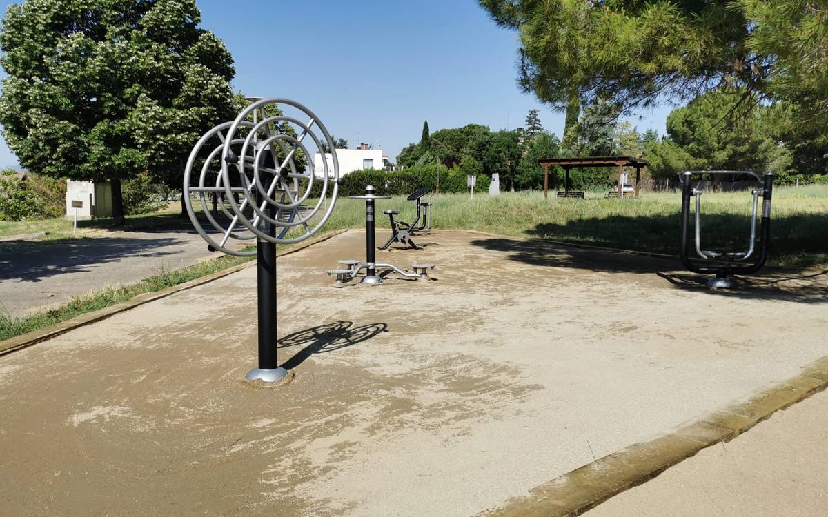 Pineda de Bages estrena una nova àrea de gimnàstica per a la gent gran