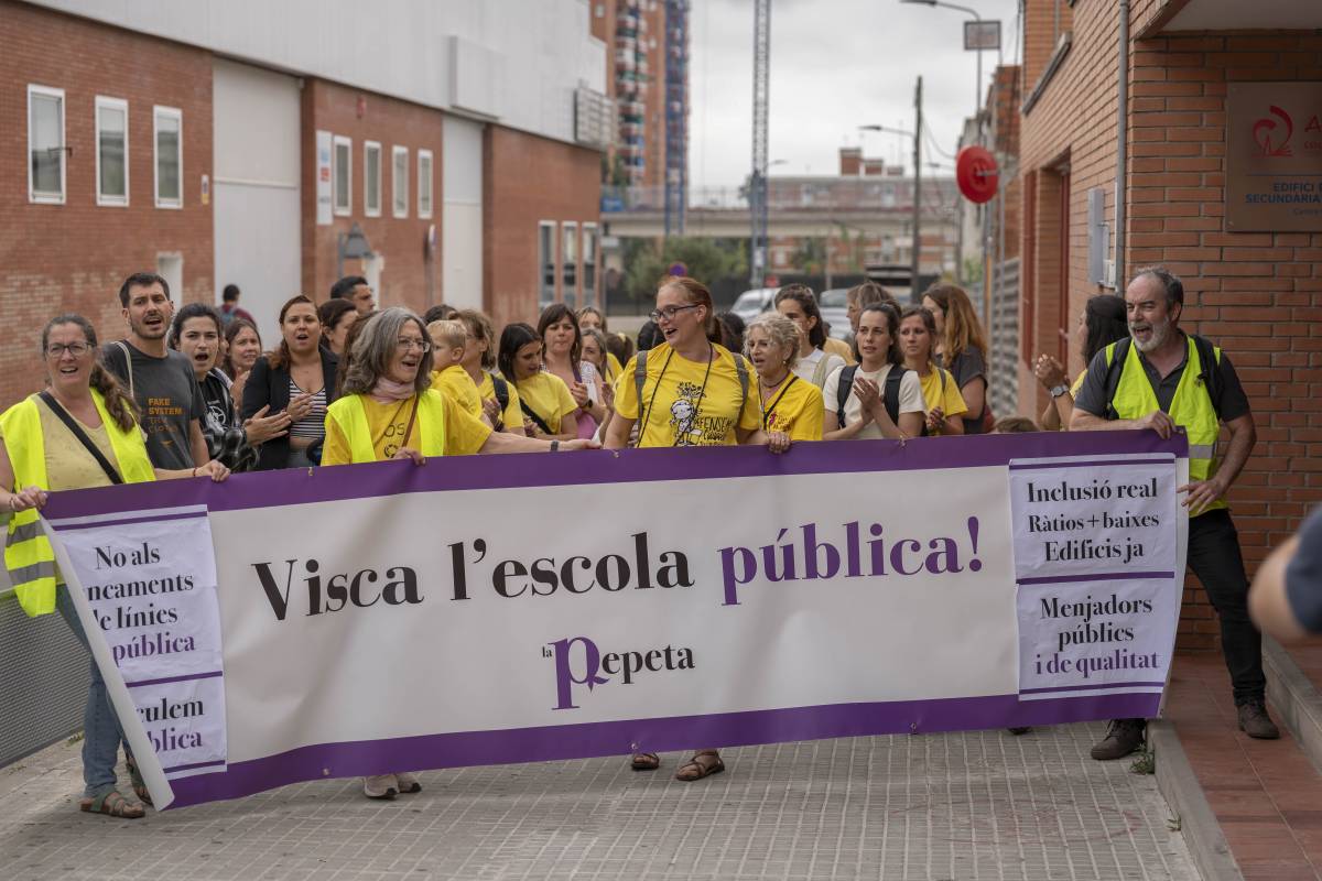 “No té cap sentit”: solidaritat amb l’escola Roc Alabern