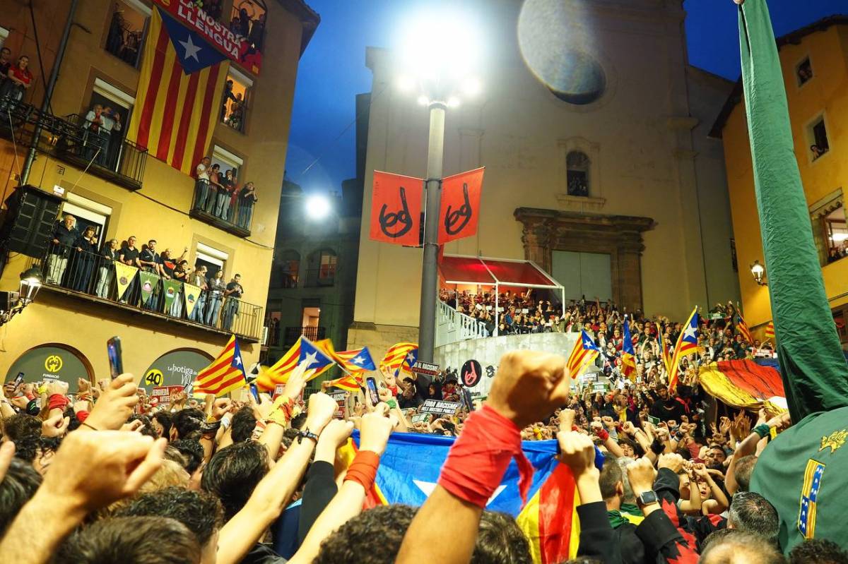 La Patum vibra amb Els Segadors i clama «independència»