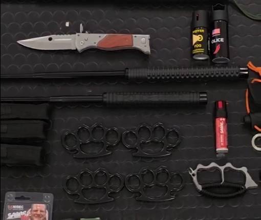 Desmantellada una xarxa de venda d’armes prohibides vinculada a una investigació de Sabadell