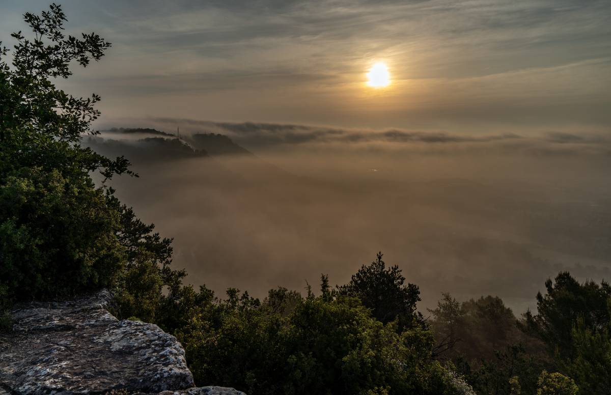 El temps d'aquest cap de setmana: núvols, pluges i sol