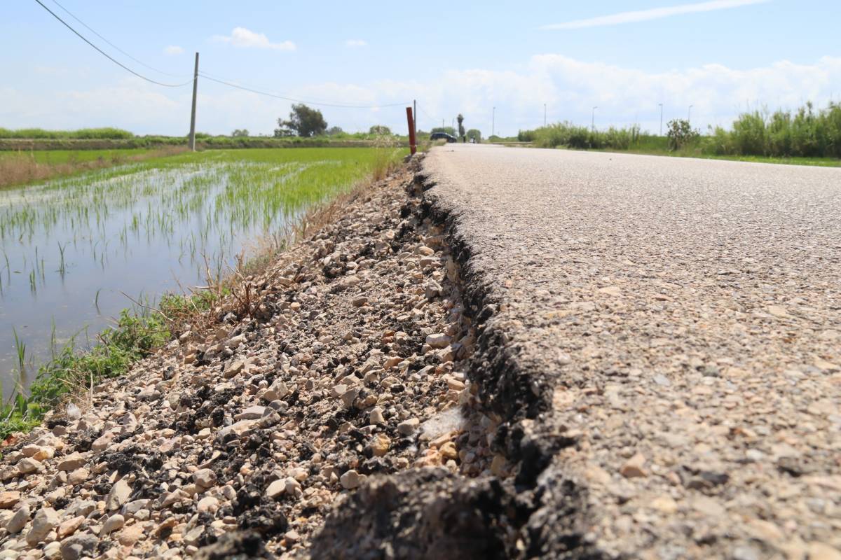 Mor un motorista en una sortida de via a la carretera de la vergonya