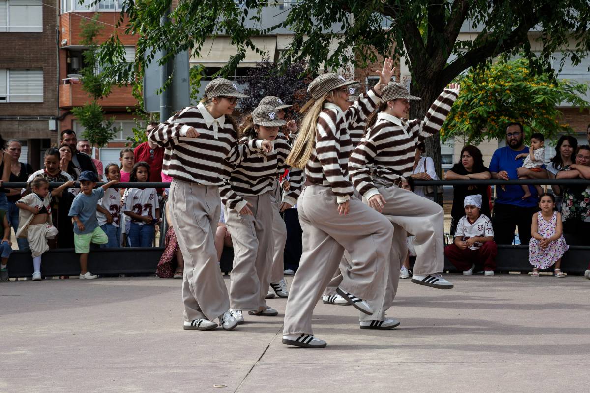 FOTOS | Música, cultura popular i gastronomia als barris de festa major!