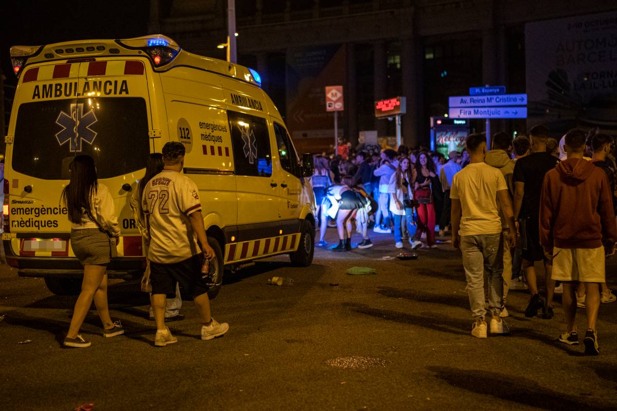Sis mesos de presó per llançar una ampolla als Mossos durant les Festes de la Mercè
