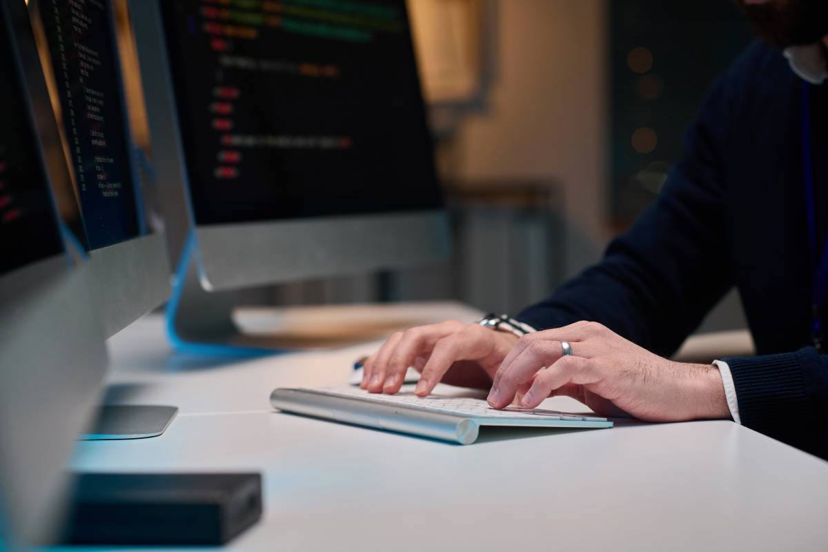 El cost ocult del suport automatitzat: per què les empreses tornen al factor humà en el software?