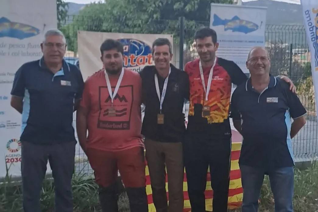 Marc Malé, del Club de Pescadors Esportius de Solsona, Campió de Catalunya de Salmònids Llançat