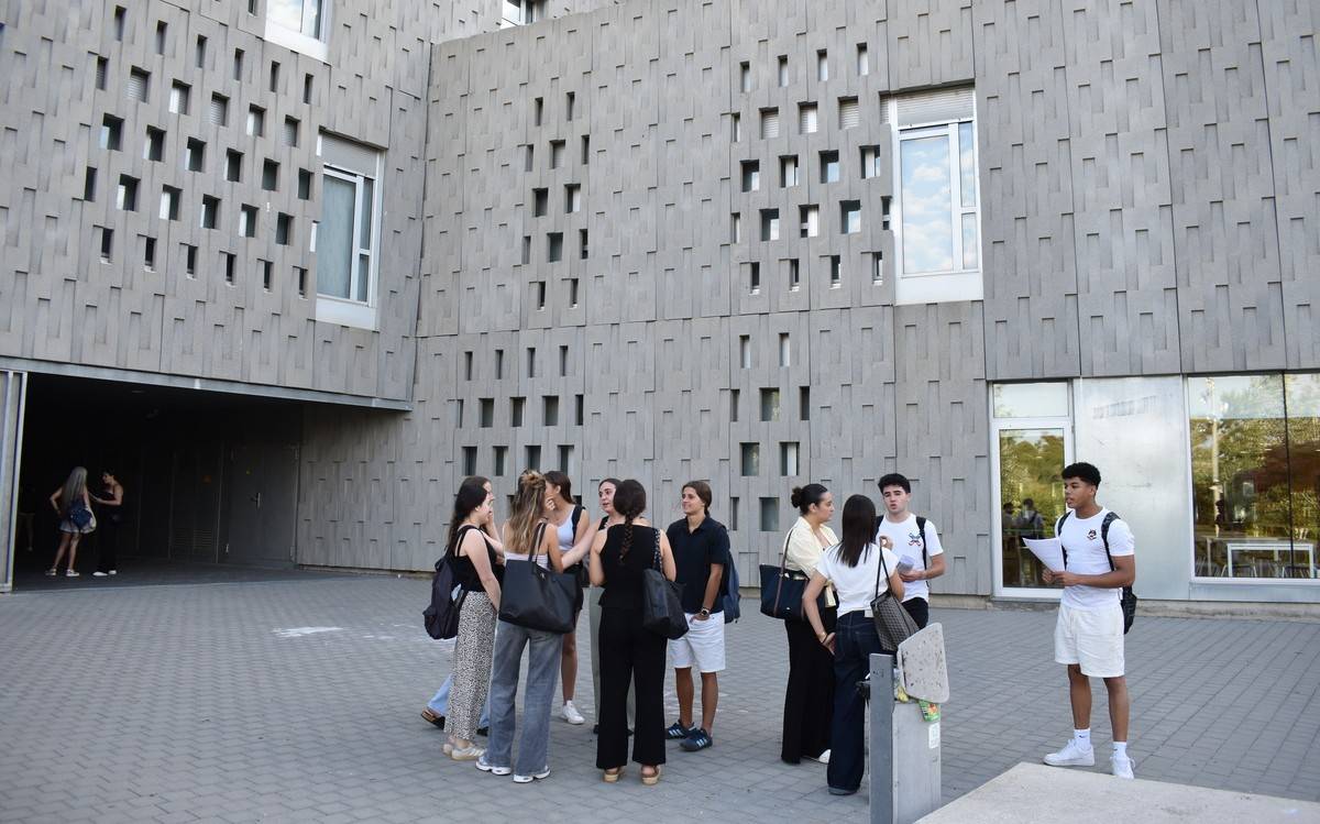 Rumb a la selectivitat: nervis i expectatives entre els estudiants ebrencs