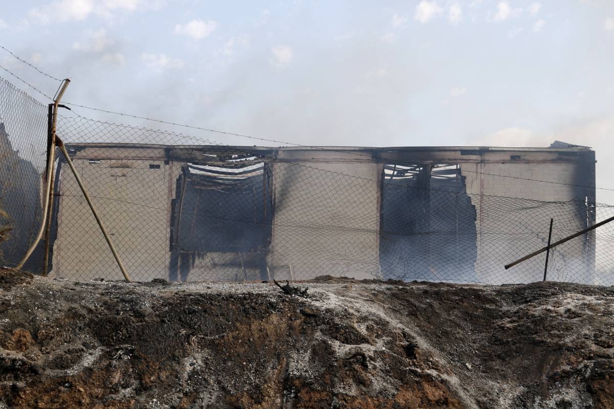 Controlat l'incendi en una empresa fruitera de Lleida