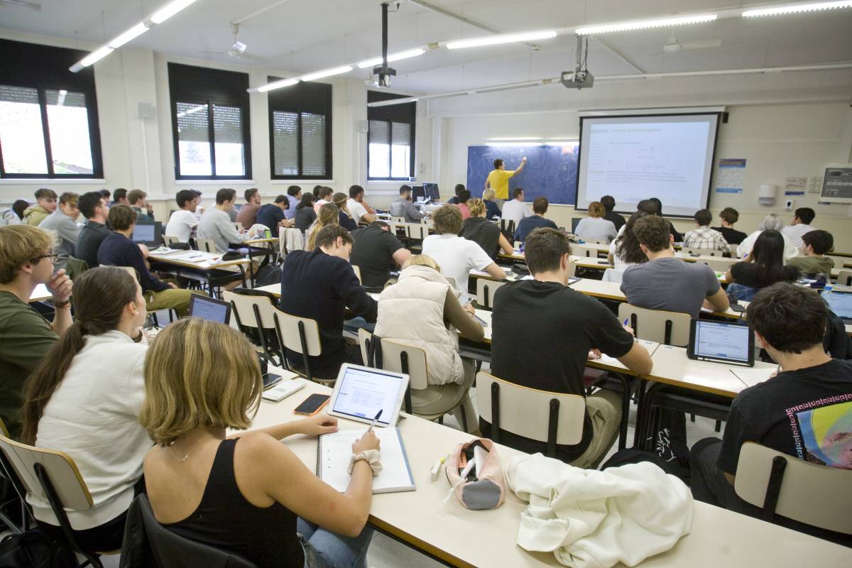 Més de 64.000 egarencs compten amb estudis superiors