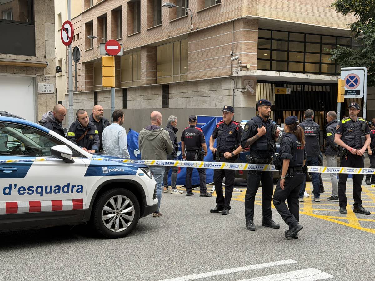 Assassinat a trets a plena llum del dia al carrer Balmes de Barcelona