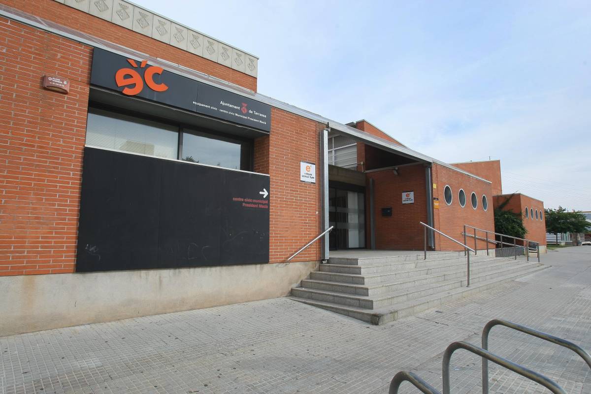Escriptores de Terrassa us conviden a un vermut
