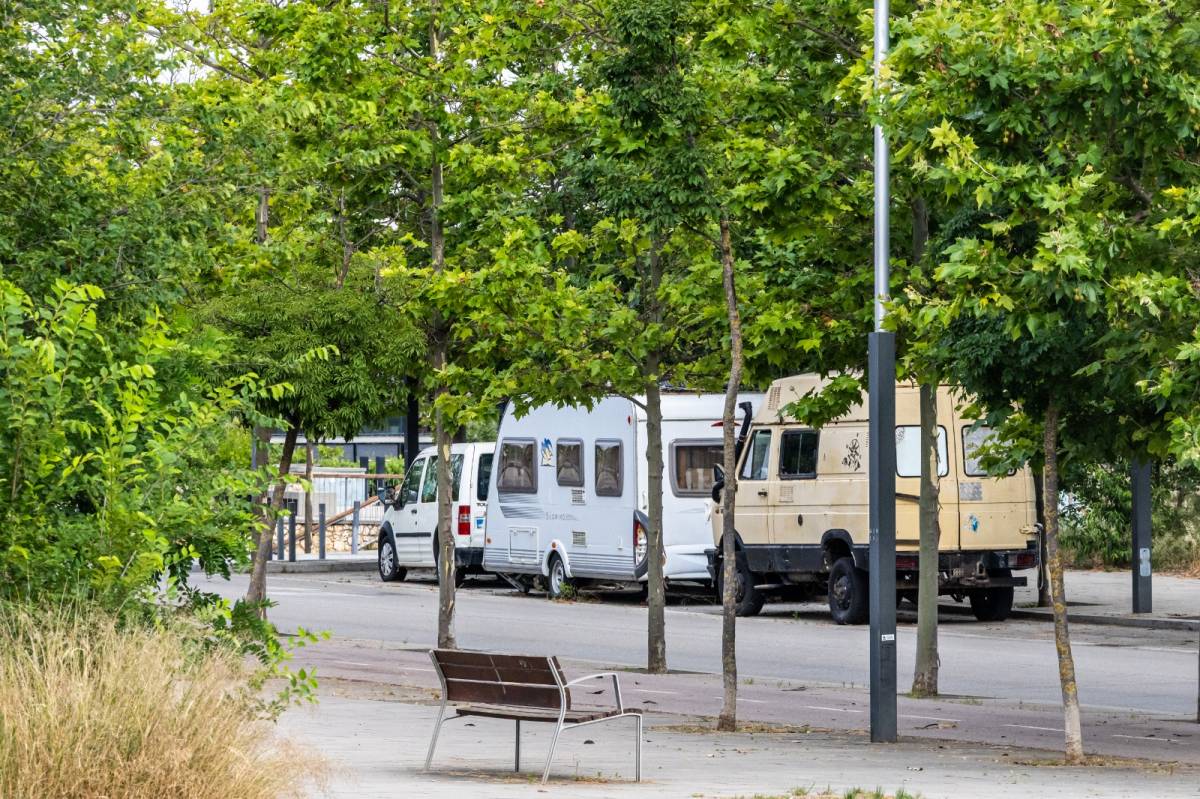 Alerten de la presència de caravanes habitades permanentment a Can Gambús: "Se'ls hauria d'ajudar"
