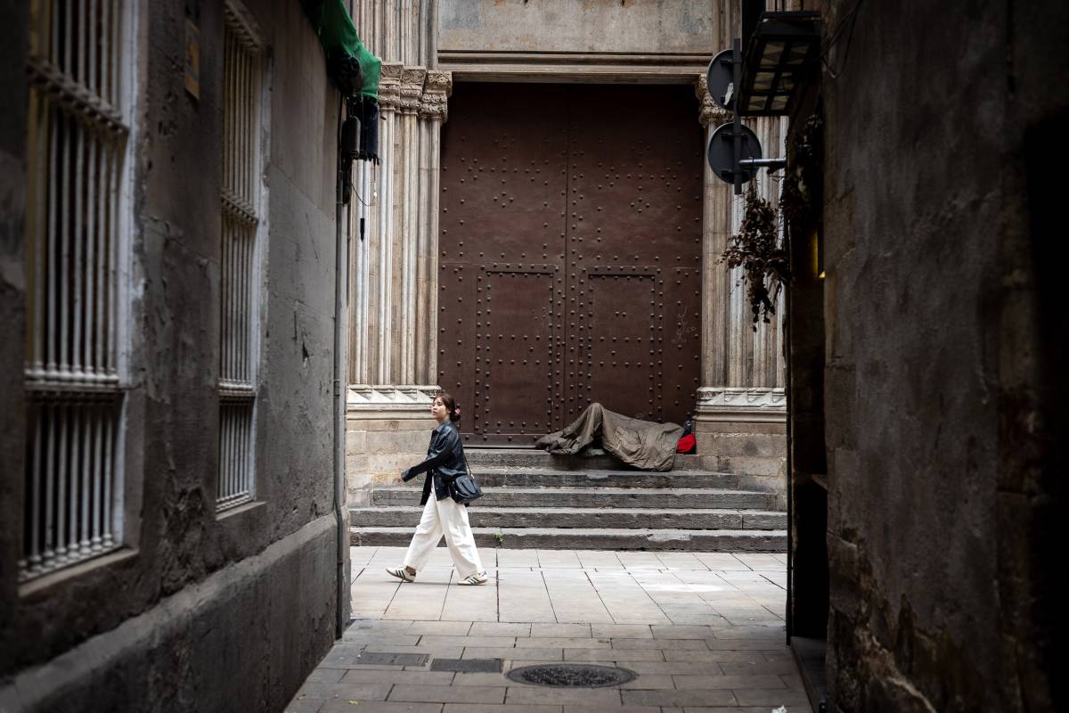 Vuit de cada deu persones sensellar de Barcelona ha patit alguna agressió