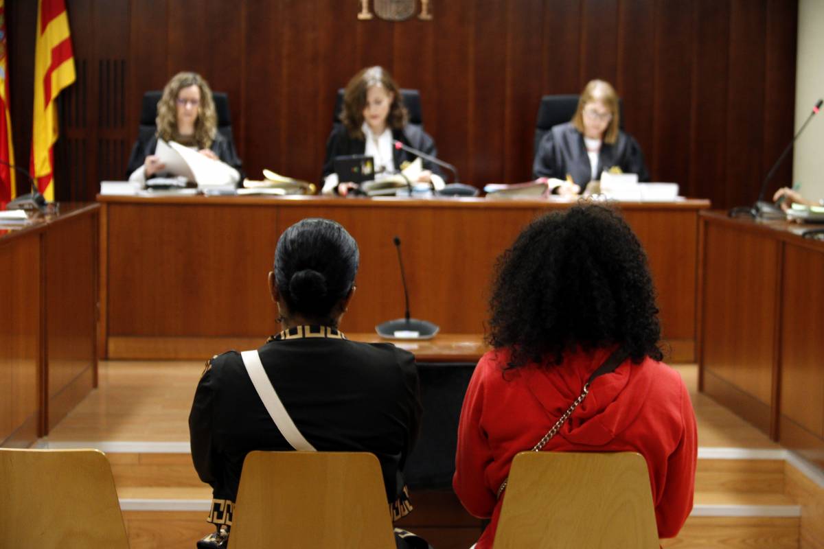 Dues dones accepten dos anys de presó per un furt en un domicili de Tremp i tràfic de cocaïna