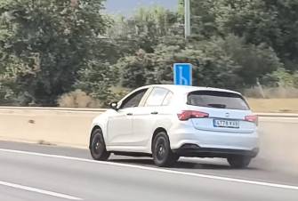 VÍDEO | Graven un conductor circulant de forma erràtica que acaba xocant contra la mitjana de la C-58