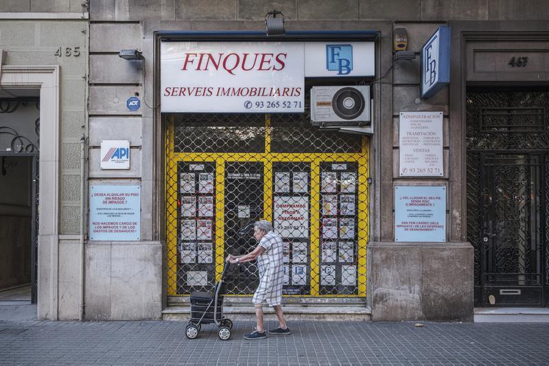 Sánchez ultima noves mesures per l'habitatge: regulació del lloguer de temporada i més IVA als pisos turístics