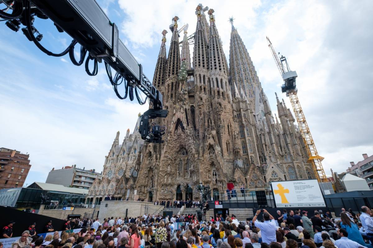 Una de les càmeres del 3Cat per a l`esdeveniment de la Sagrada Família del 10 de juny