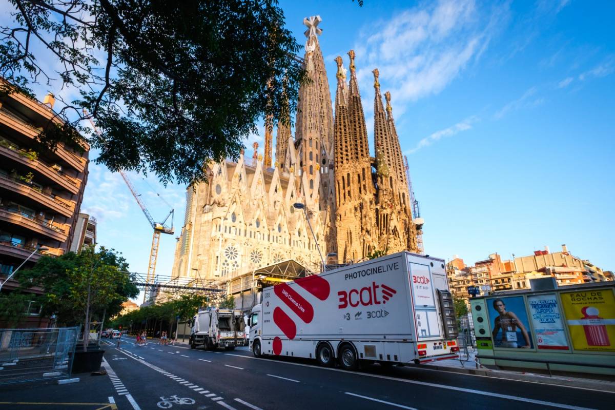 3Cat revela detalls i secrets de la retransmissió de la benedicció de la torre de Jesús de la Sagrada Família 