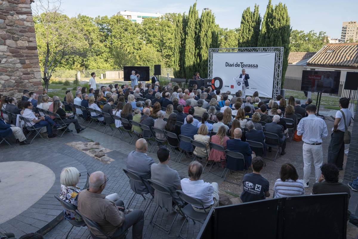 Una imatge de l`acte amb el públic assistent - Nebridi Aróztegui Una imatge de l`acte amb el públic assistent