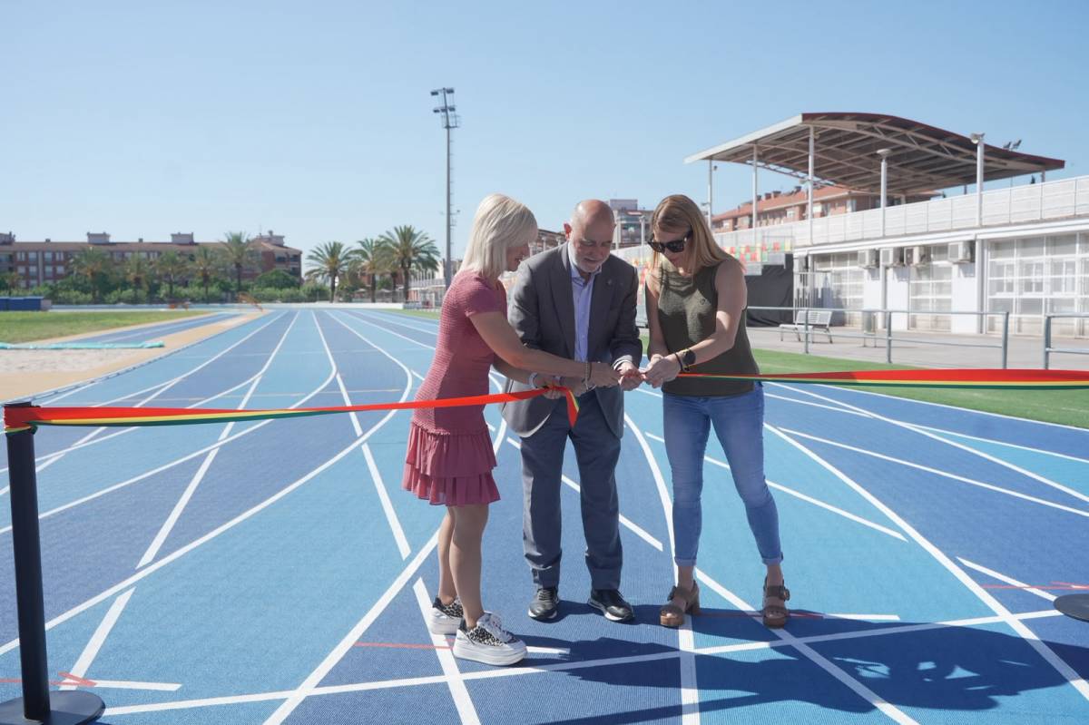 Susana González, Xavier Garcés i Pilar Díaz inauguren la pista d`atletisme - David Chao Susana González, Xavier Garcés i Pilar Díaz inauguren la pista d`atletisme