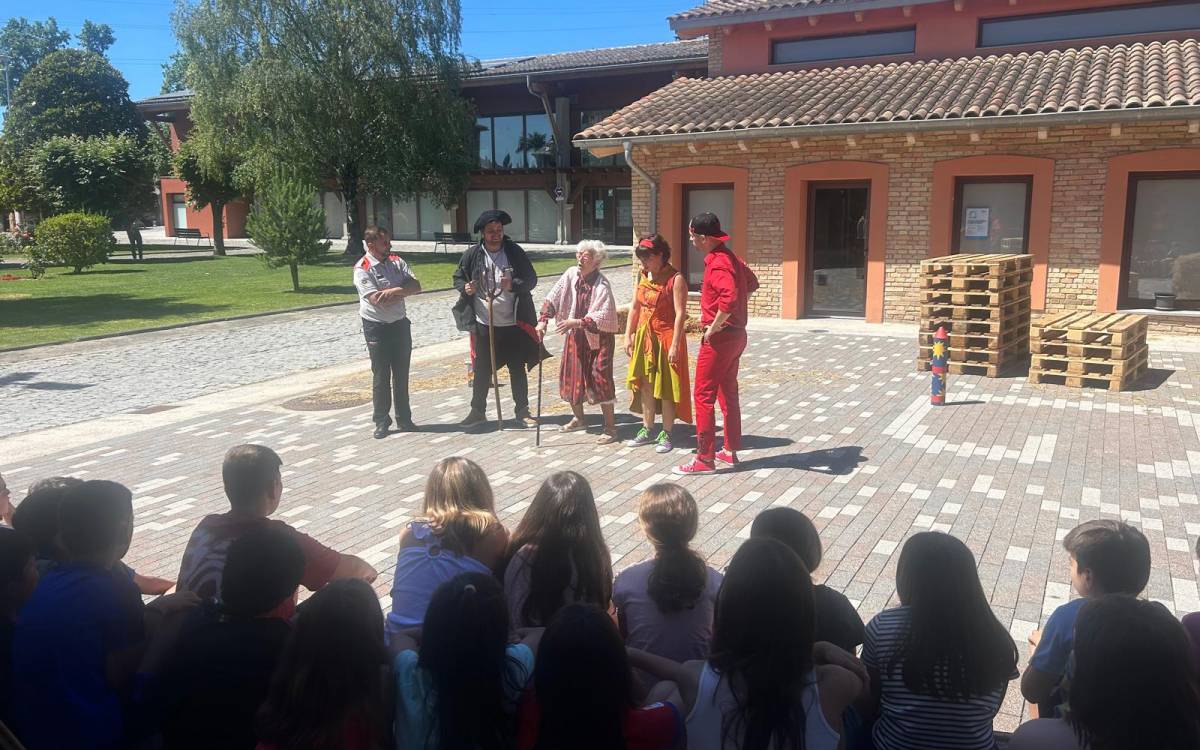L`obra `A foc lent` és un recurs de Protecció Civil per donar consells als infants per la revetlla de Sant Joan. - Cedida L`obra `A foc lent` és un recurs de Protecció Civil per donar consells als infants per la revetlla de Sant Joan.
