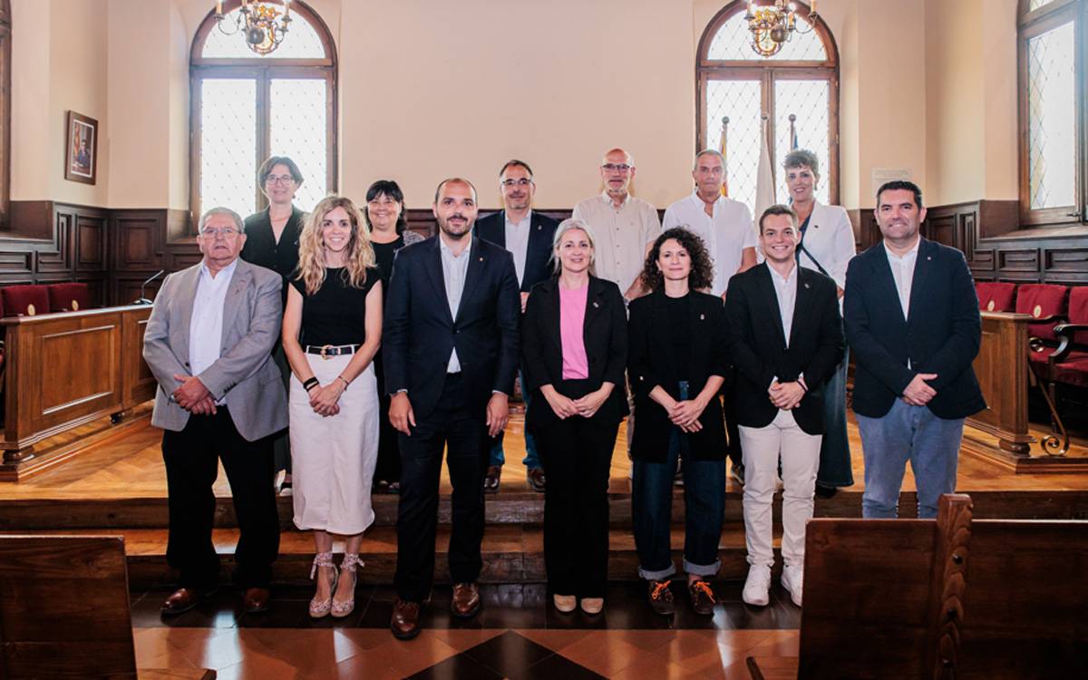 Albert Dalmau aborda a Cardona els reptes d'habitatge, nucli històric i ocupació