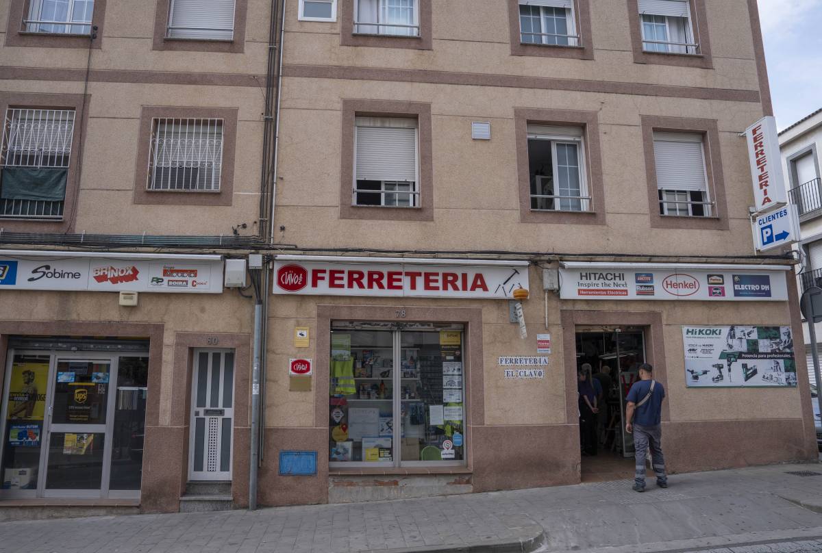 Ferretería El Clavo - NEBRIDI ARÓZTEGUI Ferretería El Clavo