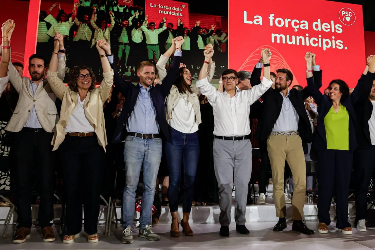 De dreta a esquerra, Salvador Illa, Elena Vila (Sant Cugat), Javier Garcia (Terrassa) i Iolanda Aguilar (Palamós) - Lluís Clotet De dreta a esquerra, Salvador Illa, Elena Vila (Sant Cugat), Javier Garcia (Terrassa) i Iolanda Aguilar (Palamós)