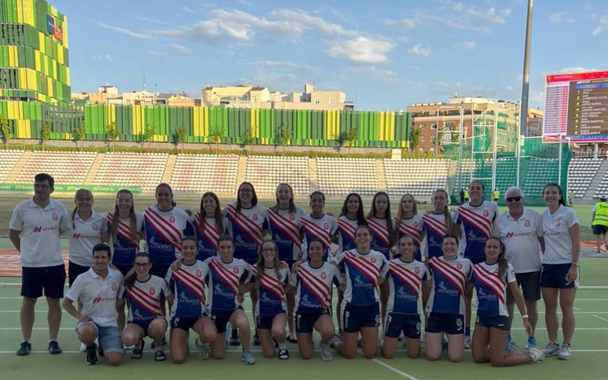 L'Avinent Manresa femení segella la permanència a Divisió d'Honor amb una gran actuació