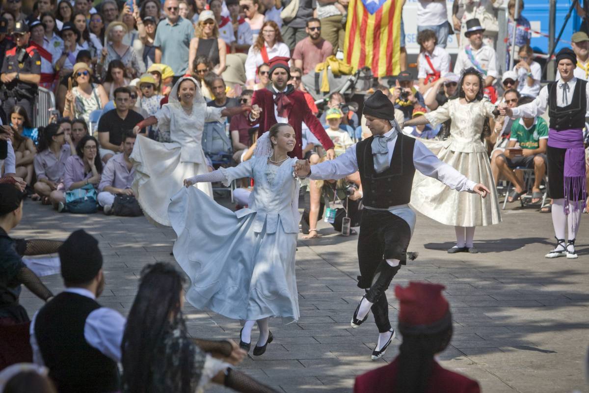 Sortida d`ofici i Ball de Plaça de la FM de Terrassa 2025 - Nebridi Aróztegui Sortida d`ofici i Ball de Plaça de la FM de Terrassa 2025