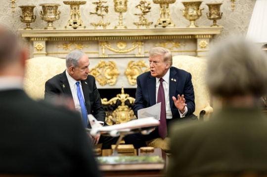Netanyahu viatja als EUA per reunir-se amb Trump a la Casa Blanca malgrat l'ordre d'arrest del Tribunal Penal Internacional