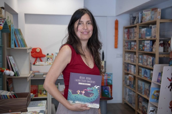 Aquí teniu el primer llibre-guia de bèsties de Terrassa: 