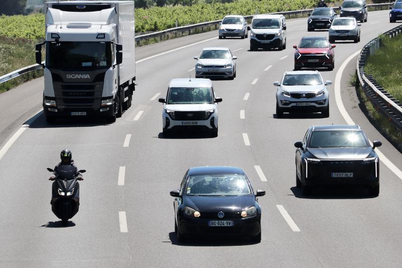 La norma de circulació per a motoristes que s'aplicarà a l'Estat, però no a Catalunya