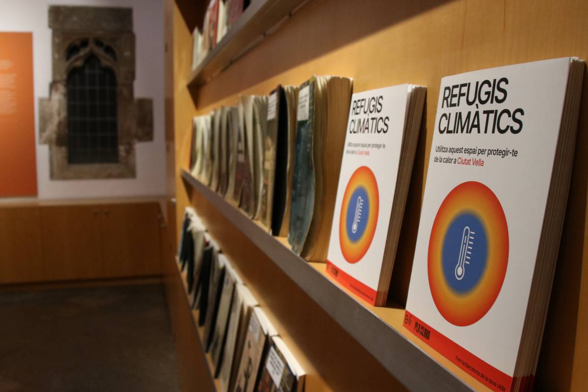 Barcelona supera els 500 refugis climàtics i obrirà biblioteques a l'agost
