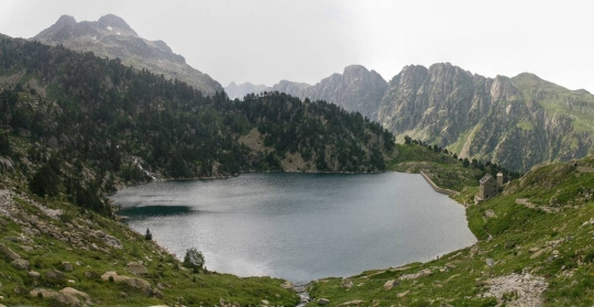 Mor un excursionista francès en caure per un canal a la zona de la Restanca