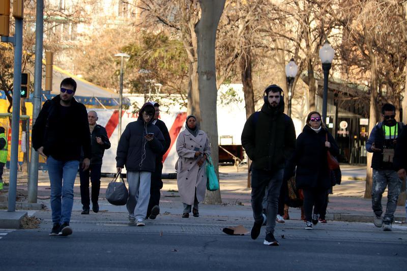 Aquest és el sou que has de cobrar per ser feliç a Barcelona