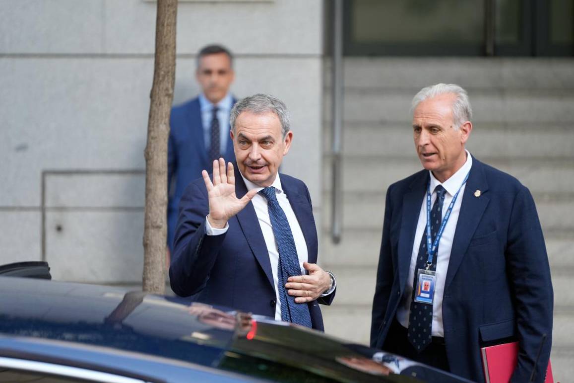 «Soc completament innocent»: Zapatero demana confiança a la ciutadania després de declarar