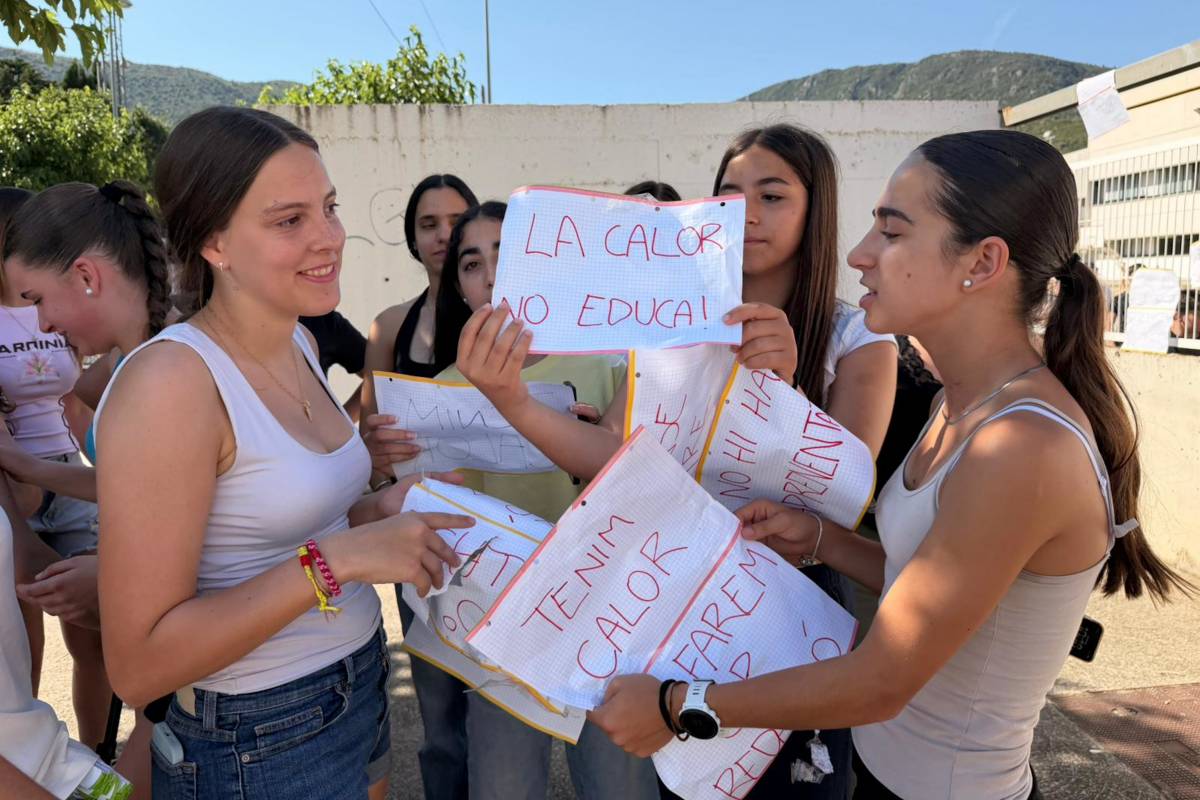 Més del 50% d'escoles i instituts amb termòmetres van superar els 30 graus
