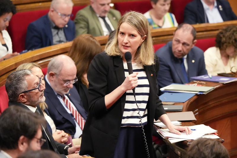 Primer canvi al Govern d’Illa: relleu a la conselleria de Drets Socials