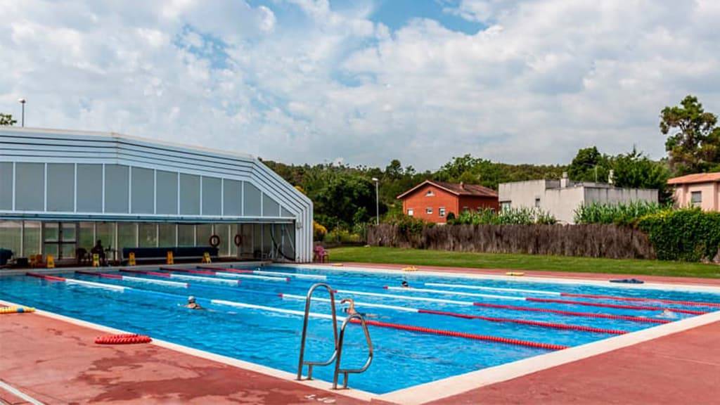 La piscina del Complex Esportiu de Valldoreix, tancada per legionel·la