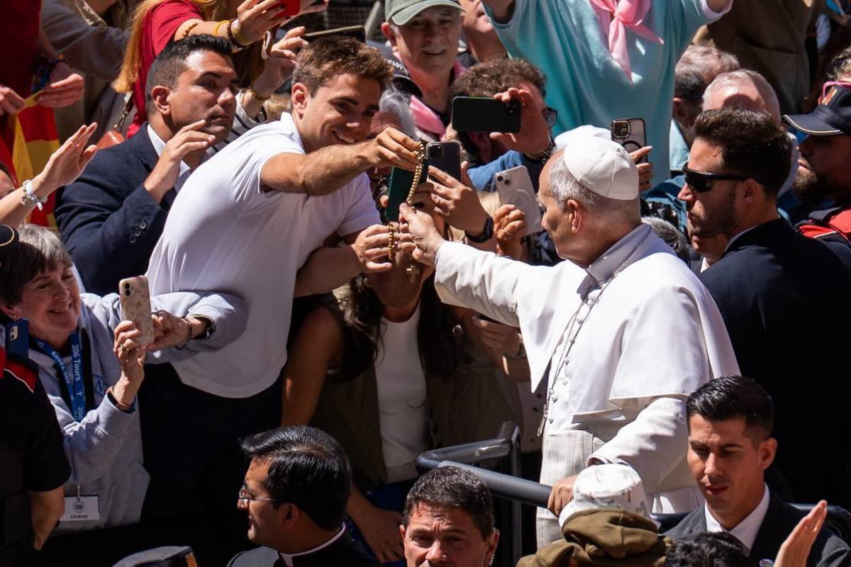 VÍDEO | "El papa va resar amb el meu rosari": la curiosa història d'un sabadellenc amb Lleó XIV
