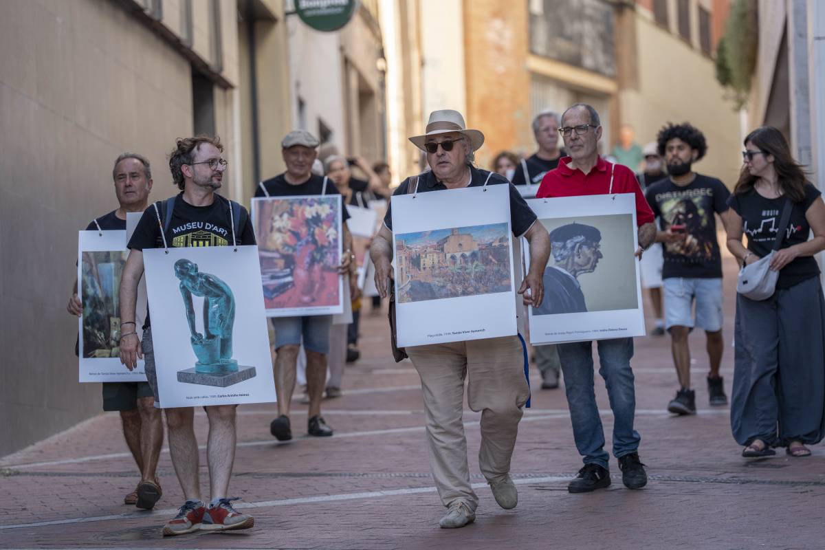 Marxa de l`Associació Arts Terrassa pel futur Museu d`Art de Terrasssa al Vapor Ros - ALBERTO TALLÓN Marxa de l`Associació Arts Terrassa pel futur Museu d`Art de Terrasssa al Vapor Ros