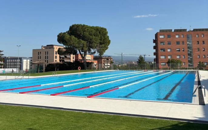 Aquest any, sí: Vic inaugura la nova piscina del Patí Vic