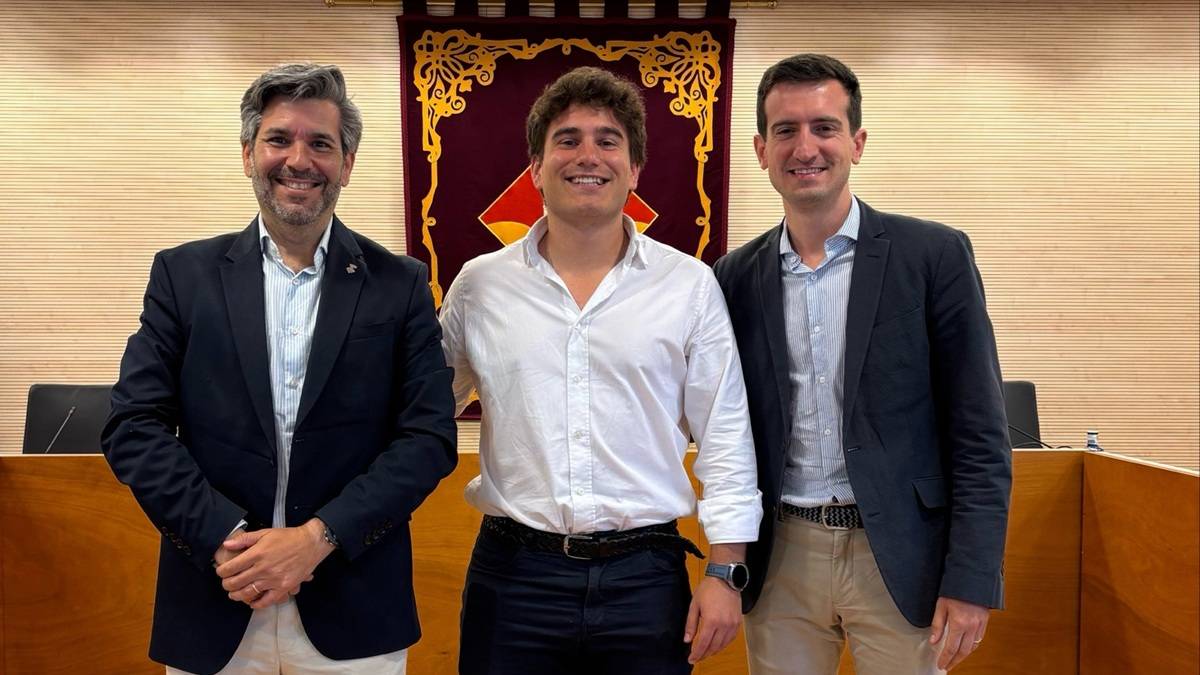 El líder de Vox a Valldoreix deixa la política per fer-se capellà