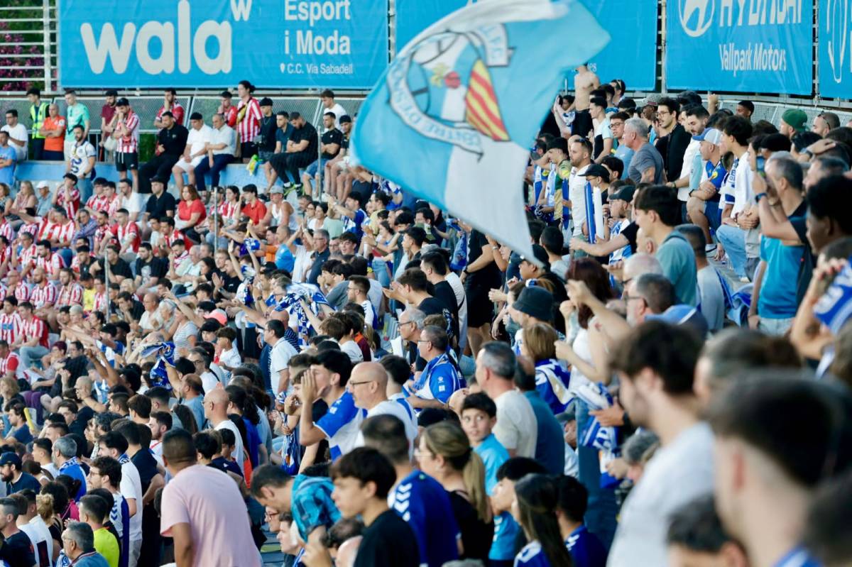L'afició durant el duel decissiu - David Chao