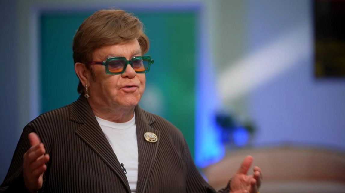 Elton John, entre l'espasa i la paret per la seva salut: es planteja deixar la música per sempre