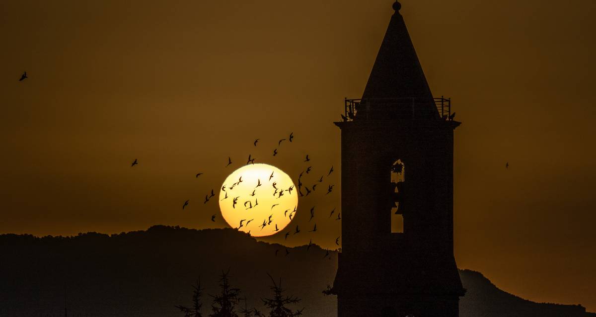 El Meteocat amplia i intensifica els avisos per calor: 40 comarques en alerta